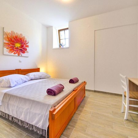 Apartment Val-2 By Interhome Sveti Juraj Eksteriør billede