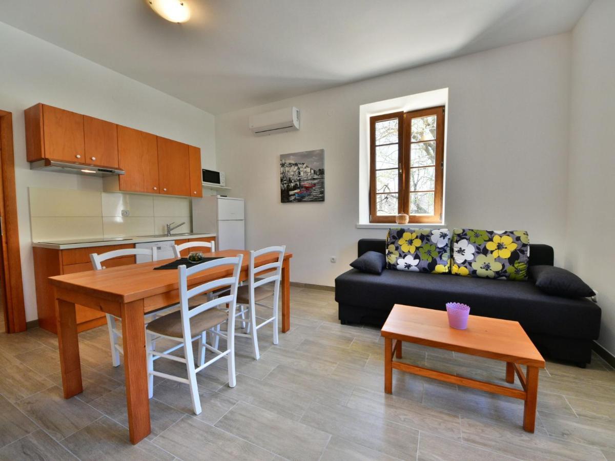 Apartment Val-2 By Interhome Sveti Juraj Eksteriør billede